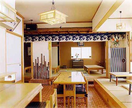 鴨川　旅館磯波食堂