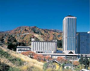 越後湯沢温泉 NASPAニューオータニ 外観