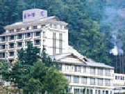 須玉温泉 若神楼 外観
